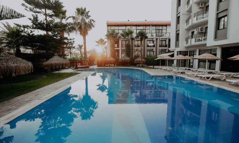 Pırıl Thermal Otel Çeşme