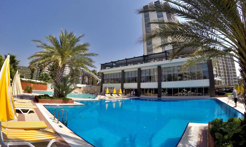 Liparis Resort Hotel & Spa