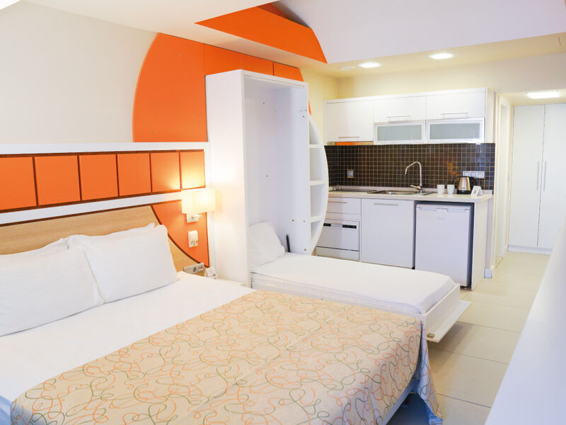 Altın Yunus Resort & Thermal Hotel Çeşme