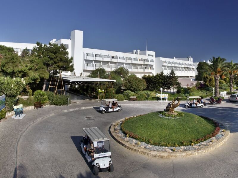 Altın Yunus Resort & Thermal Hotel Çeşme